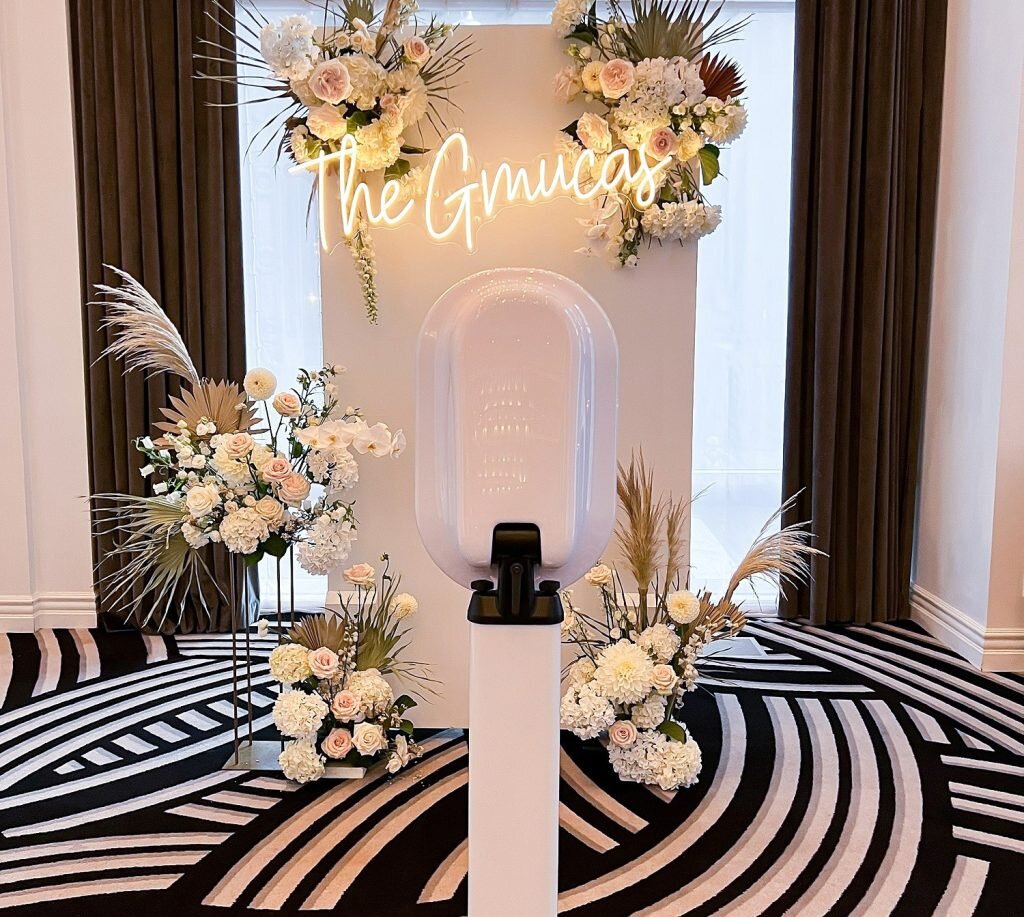 Wedding Photo Booth Ideas