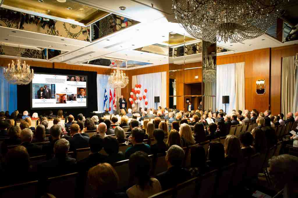 live hashtag feed wall