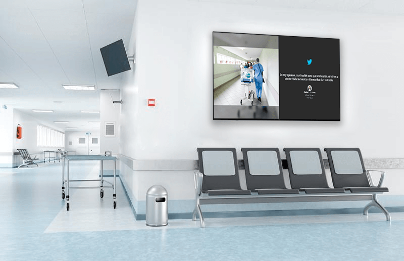 digital signage lobby