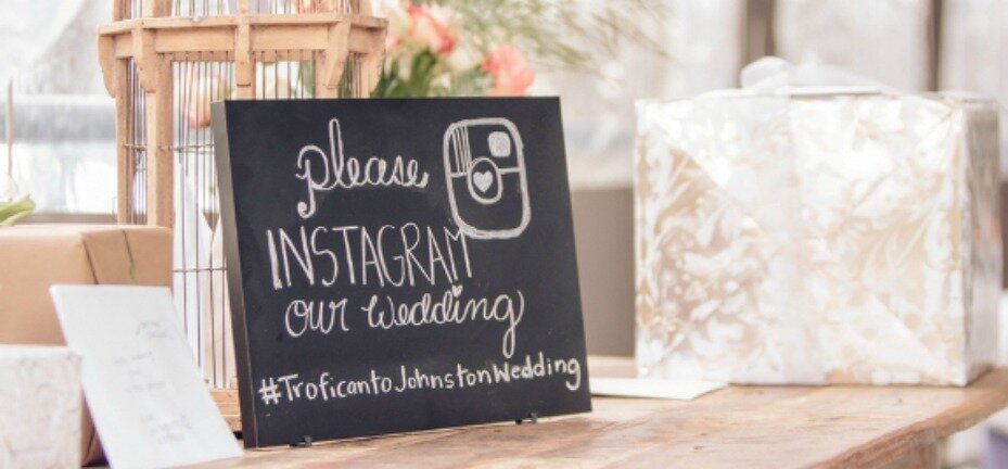 7 Ways to Encourage your Guests to Use your Wedding Hashtag