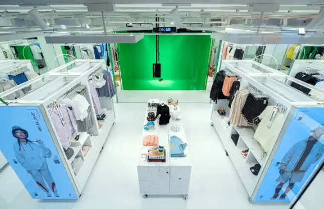 Nike's Phygital Stores
